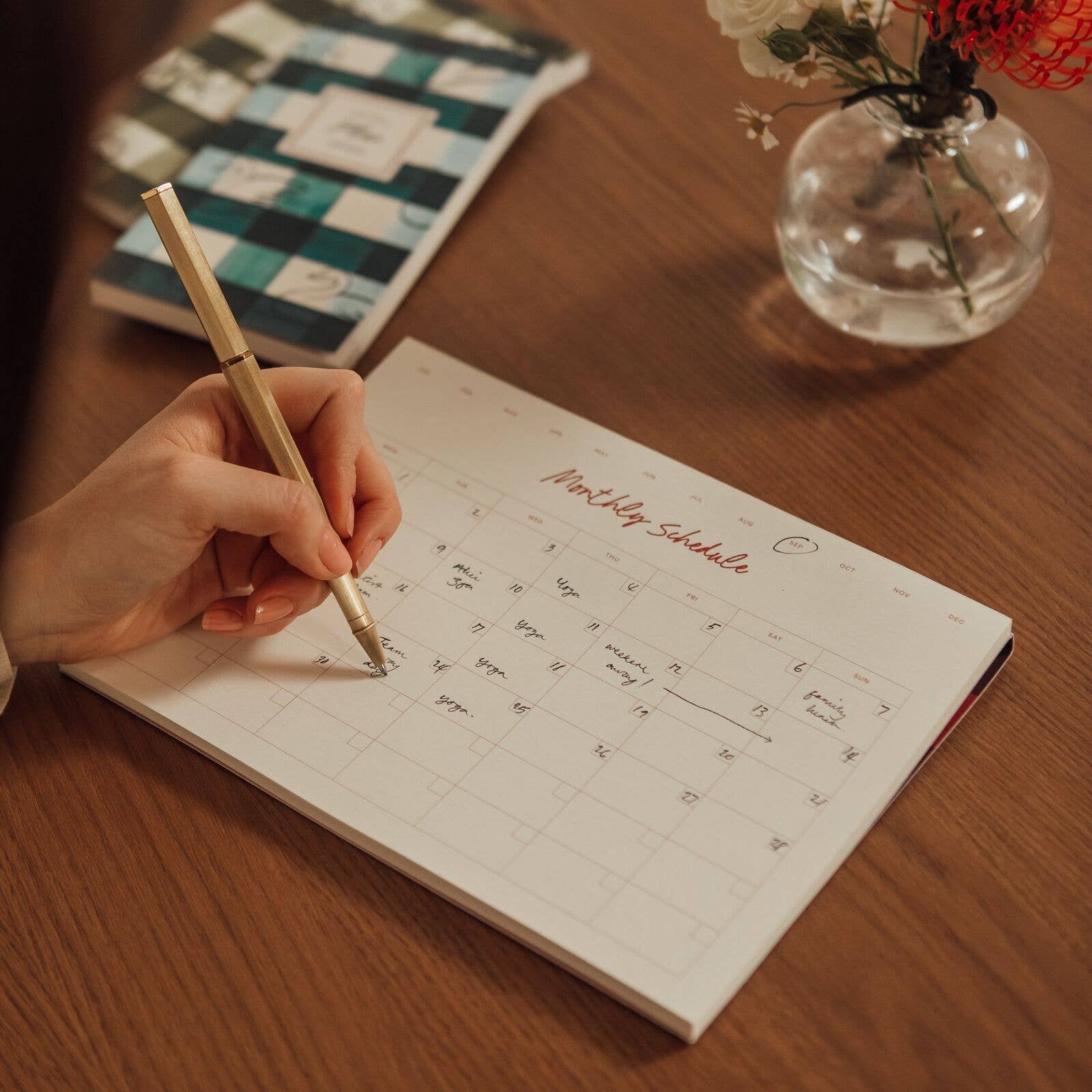 Papier UK – wholesale Planner – Picnic Productivity Monthly Planning Pad4