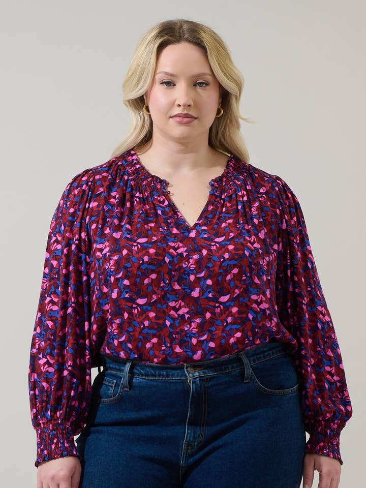 Turma Abstract Jania Smock Trim Top Curve for wholesale by Sugarlips