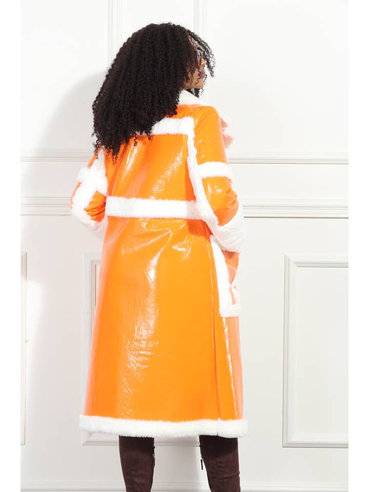 Love The Queen – Casaco de pele/imitação de pele - Mulher por atacado – Estilo Moda Luxo LM-352, 1 Pc. Casaco5