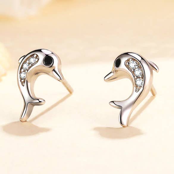 Boucles d'oreilles dauphin pour la vente par WonderSpark