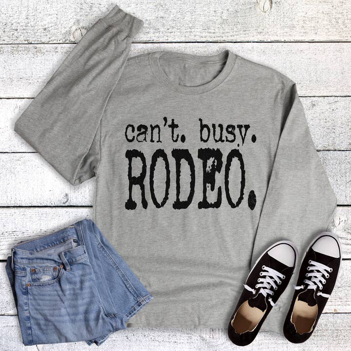 Maglietta grafica a maniche lunghe Western Can't Busy Rodeo per la vendita all'ingrosso da parte di Dust and Roots