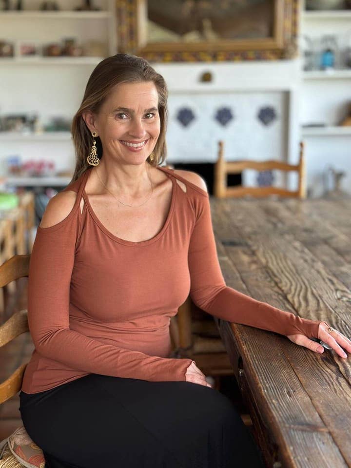 CARAUCCI - Wholesale Knit Top - Women's - Peekaboo Long Sleeve Top22