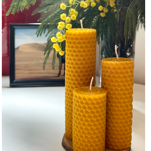 Vibee Candles - Vendita all'ingrosso Candele a colonna - Candela in cera d'api naturale 13 cm x 3 cm1