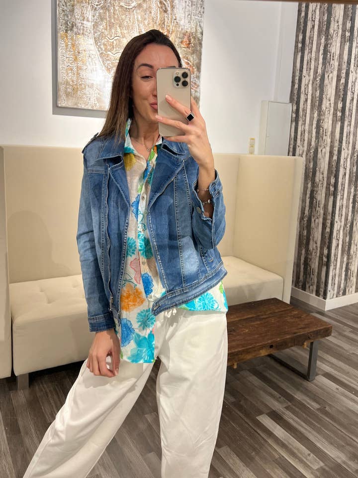 Jeans Jacke Vgamze für den Großhandel von V. Milano GmbH