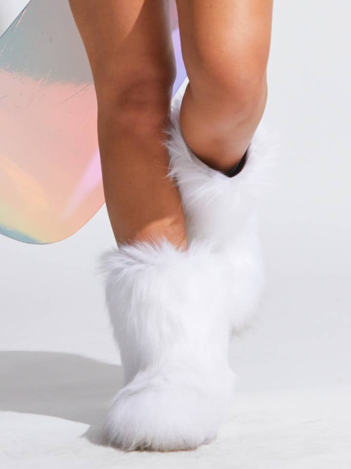 Botas de Pêlo Beijadas pelas Nuvens por atacado de Sparkl