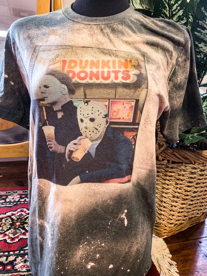 MM Custom Apparel – wholesale Screen printed t-shirt – Women′s – Halloween Vibes Tee {navy}1