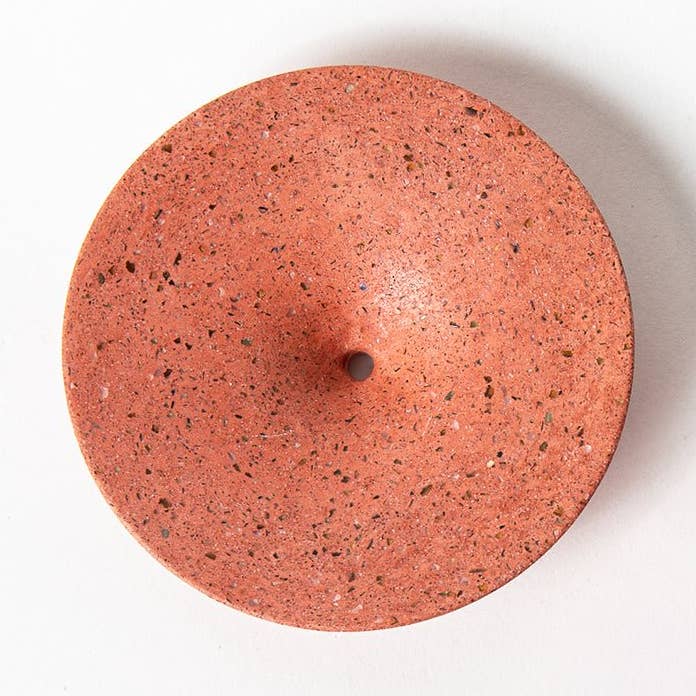 Dimple väggkrok, Medium | Coral Terrazzo för wholesale av pretti.cool