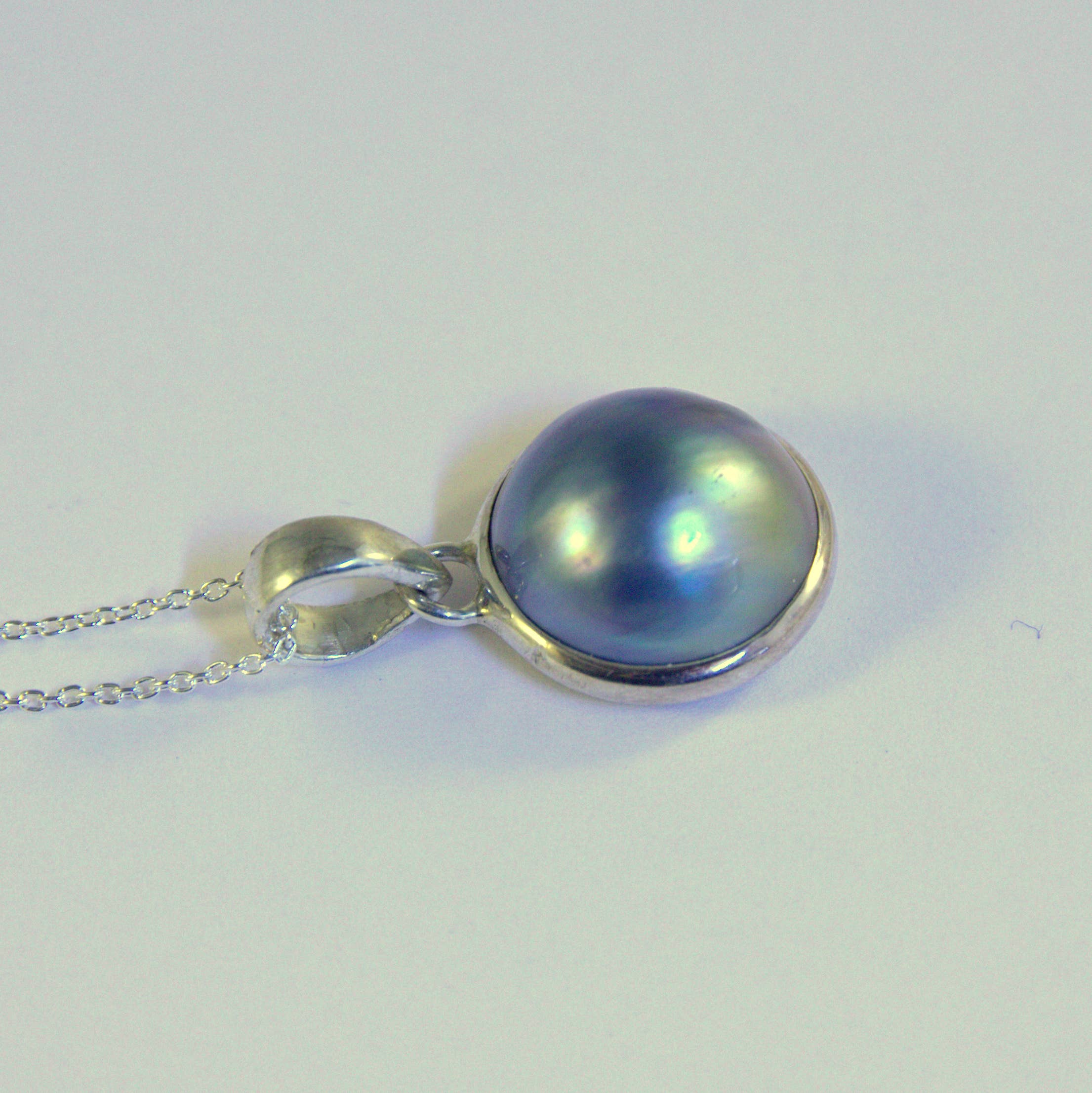 Ajmer by Jodi - Wholesale Individual Charm/Pendant - Mabe Pearl Pendant~ Smooth bezel, swing bail sterling silver10