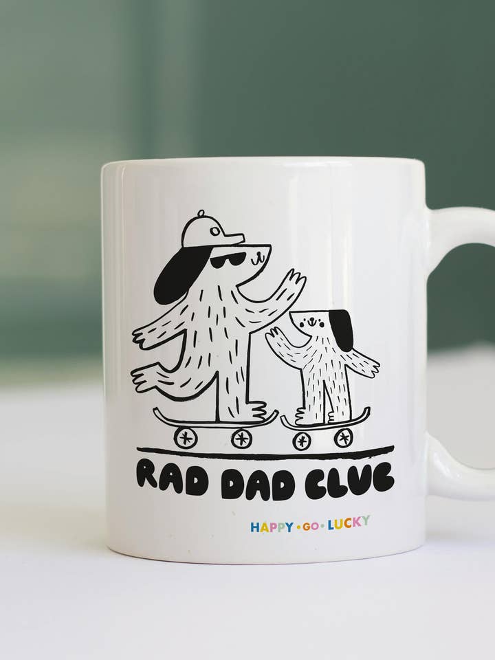 Lisez Dad Club ! Mug pour la fête des pères pour la vente par Happy Go Lucky