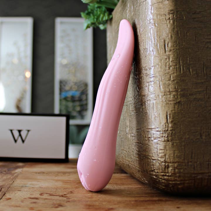 INVIDIA – THE VIBRATING TONGUE by V For Vibes for wholesale by V For Vibes