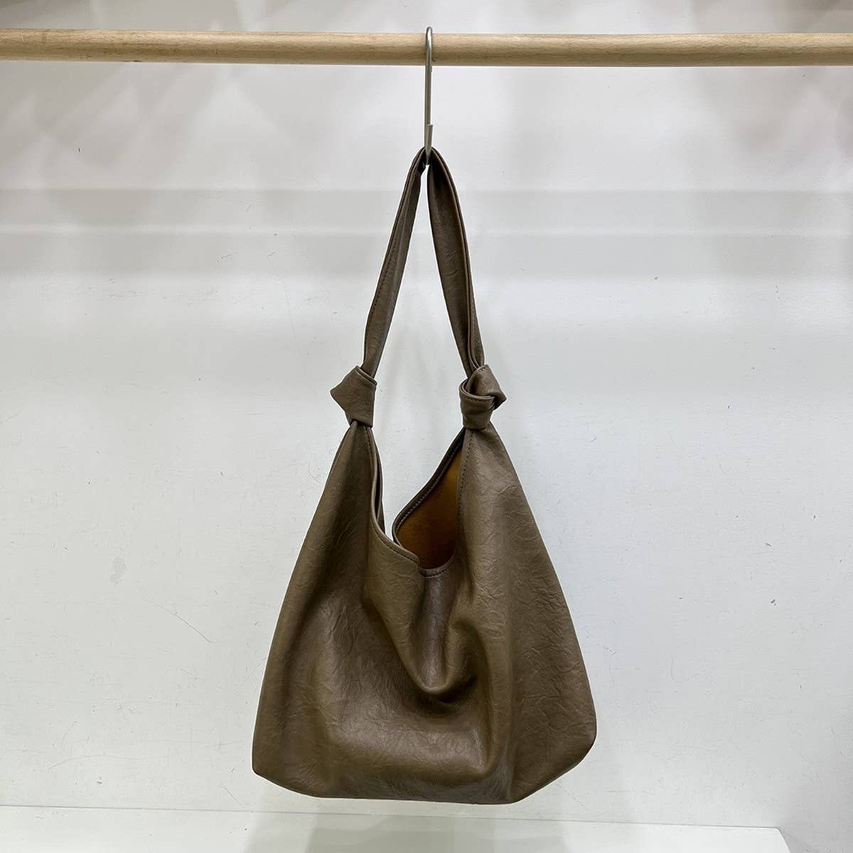 ACCITY - Wholesale Shoulder Bag - Women's - LARGE CAPACITY SOFT LEATHER HANDBAG SHOULDER BAG_CWAB41023