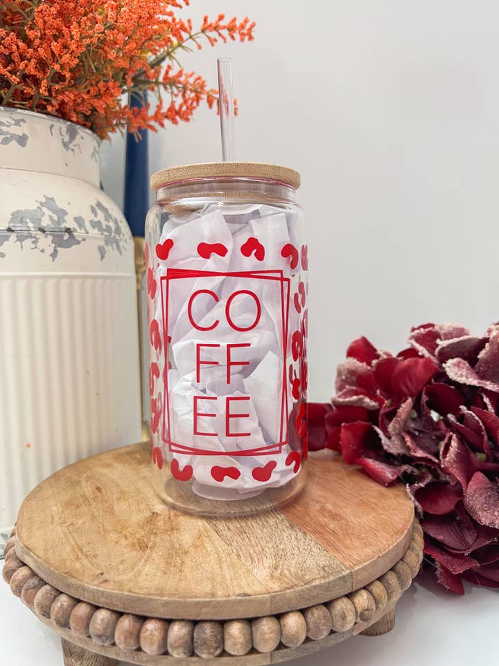 Red Coffee Cheetah print Cup för wholesale av Rose Magnolias