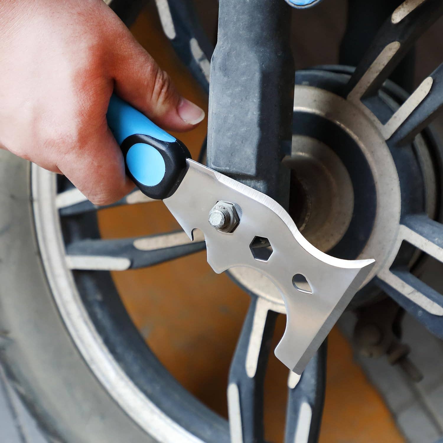 Bates Choice - Wholesale Tool Set - Bates- Paint Scraper, 13 in 1, Painters Tool, Rubber Handle6