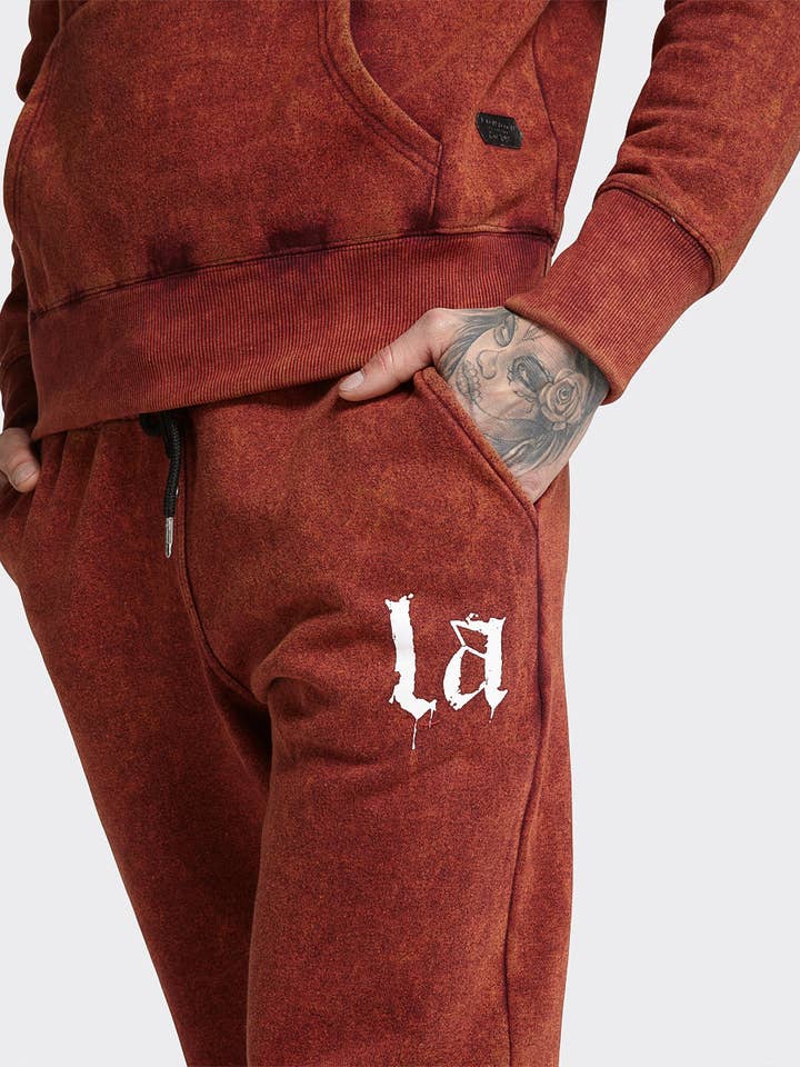 Burgundy Acid Wash 'LA' joggingbroek met print voor wholesale door London Attitude