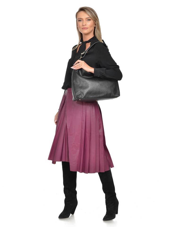 AW25 CF 1881T NERO voor wholesale door Carla Ferreri