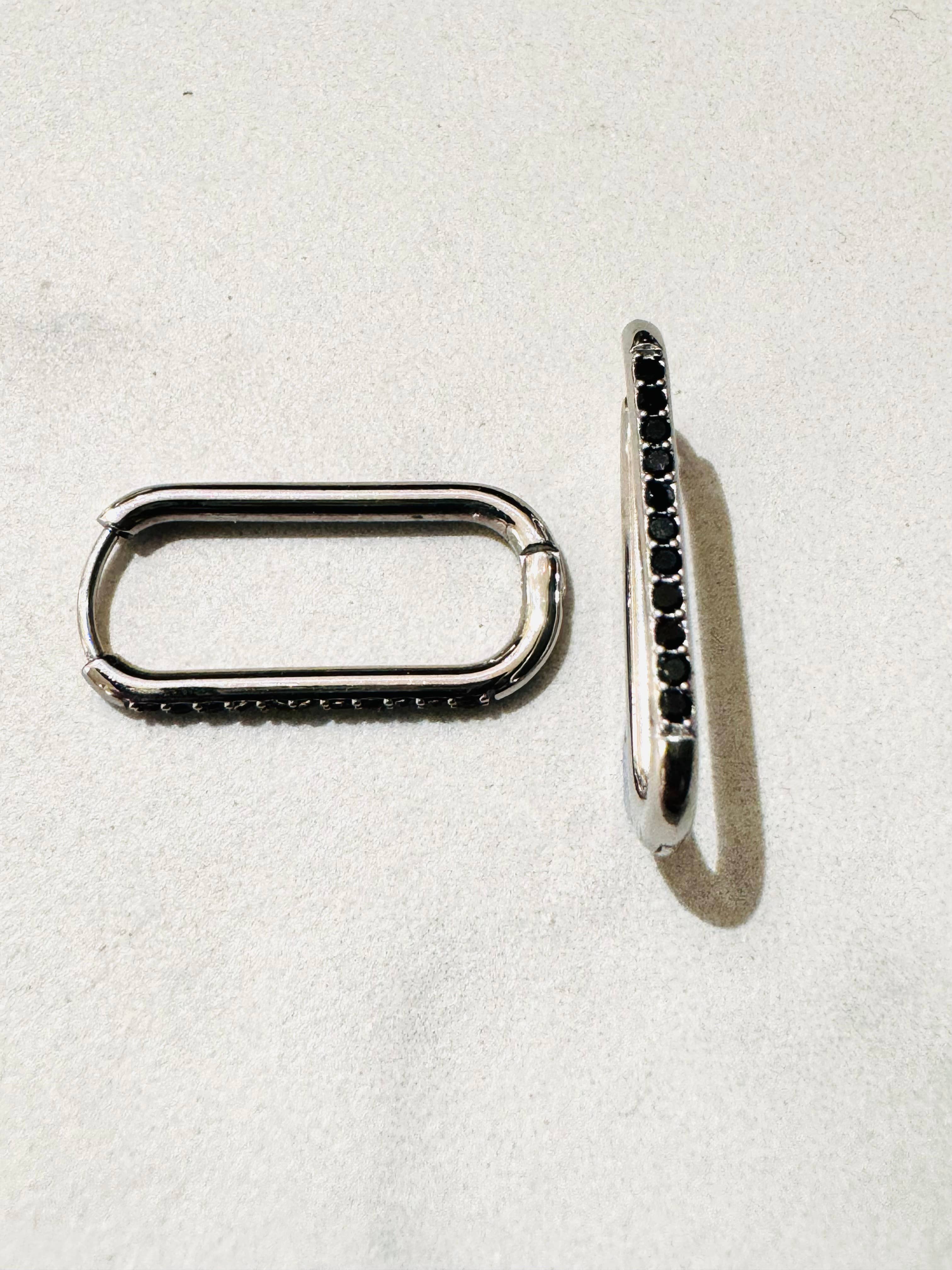 Cassette Barcelona - Wholesale Hoop Earrings - Arlo Stainless Steel Rectangular Earrings 11