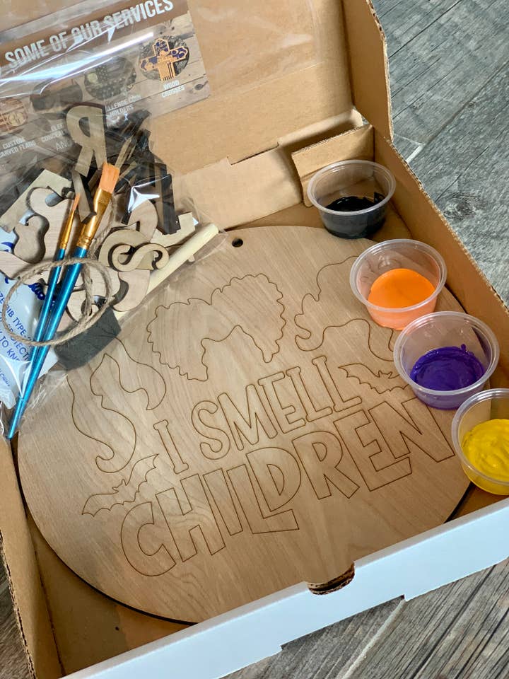 DIY Hocus Pocus Door Hanger for wholesale by Creations with Hart