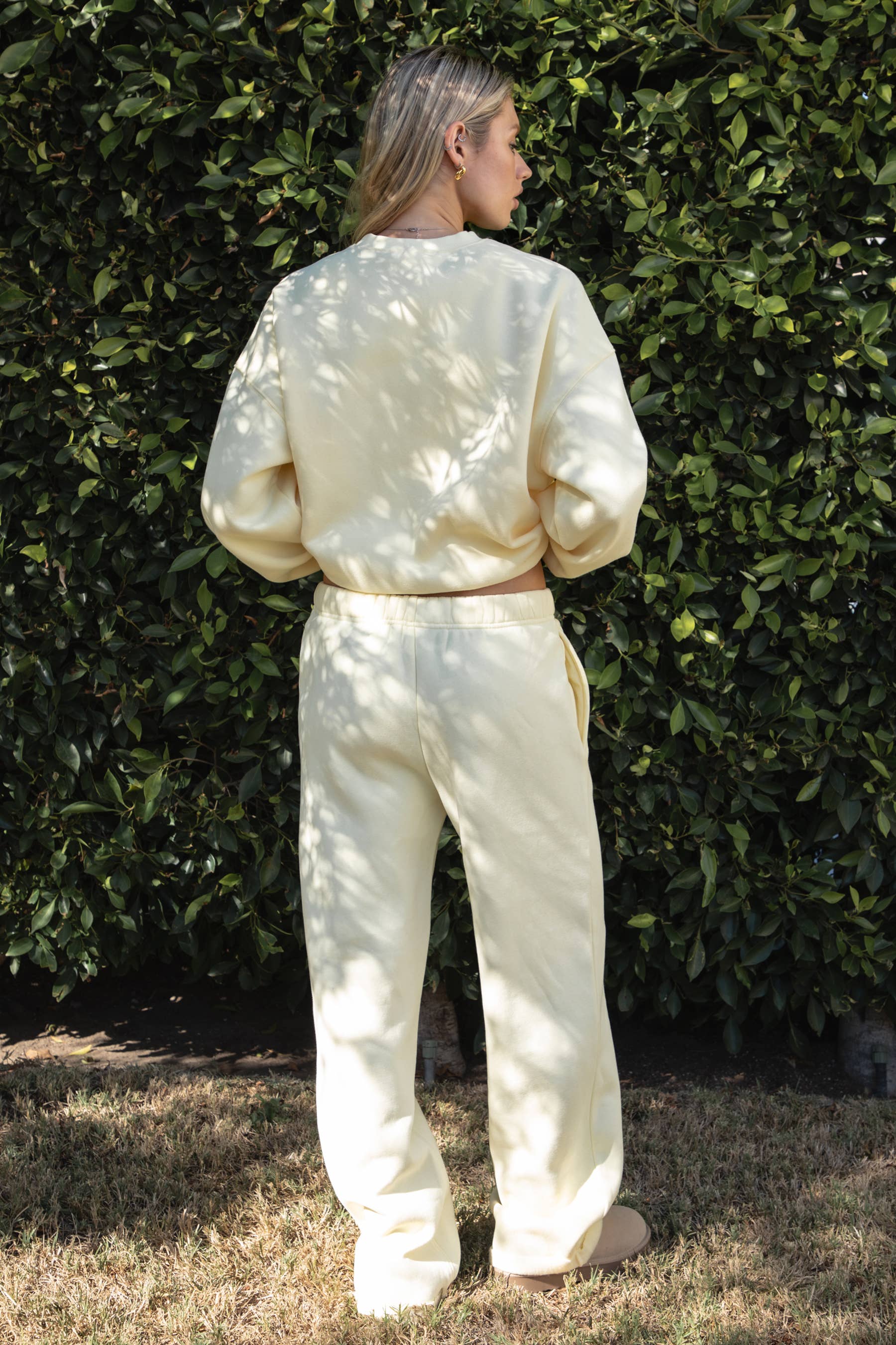 TICTOC - Wholesale Lounge Sweatpants/Joggers - Women's - LANI Cloud Fleece Wide Leg Sweatpants Stretch Waist & Pocket30