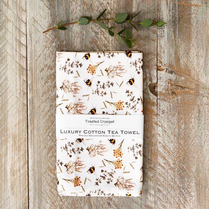 Torchon Bees & Honeysuckle Pure pour la vente par Toasted Crumpet