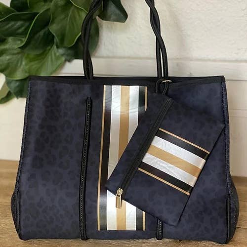 TAYLOR GRAY - Wholesale Tote Bag - Women's - The Lizzy Neoprene Tote | shoptaylorgray1