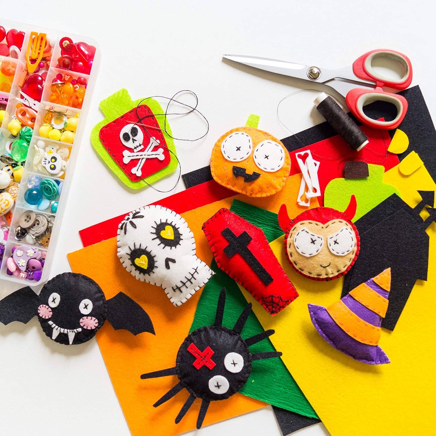 FabricLA - Wholesale Fabric - Felt Fabric | Soft Felt Roll for Crafts Sewing | 20 Yards45