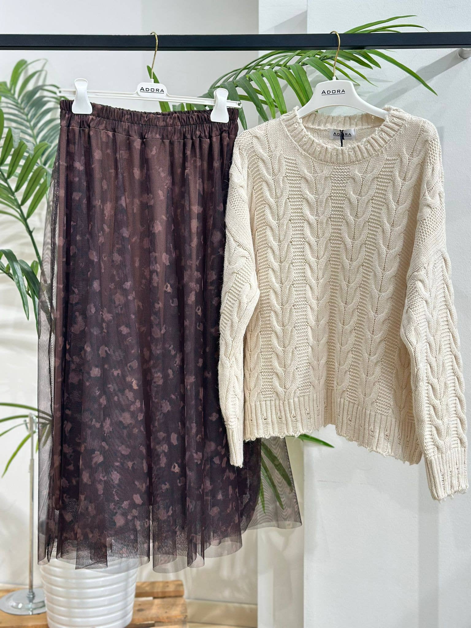 ADORA – wholesale Skirt – Women’s – Tulle skirt with shaded floral print