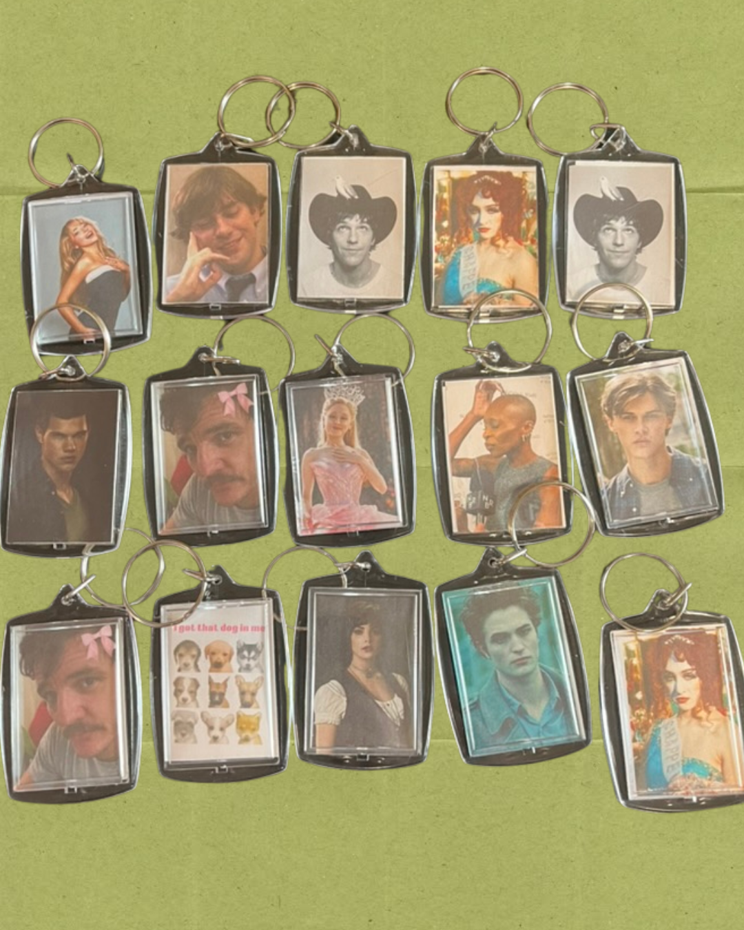 ElectraMakes - Venta al por mayor Llavero - Mujer - Llavero Meme Deslumbrante: Encanto de Bolsa Personalizable de Cultura Pop1