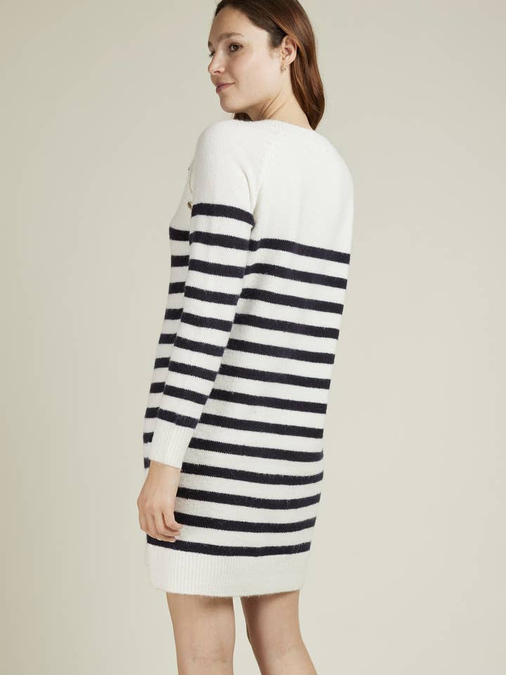 Andy & Lucy - Wholesale Dress - Women's - ARLENE - Mid-length sweater dress with stripes and gold buttons10