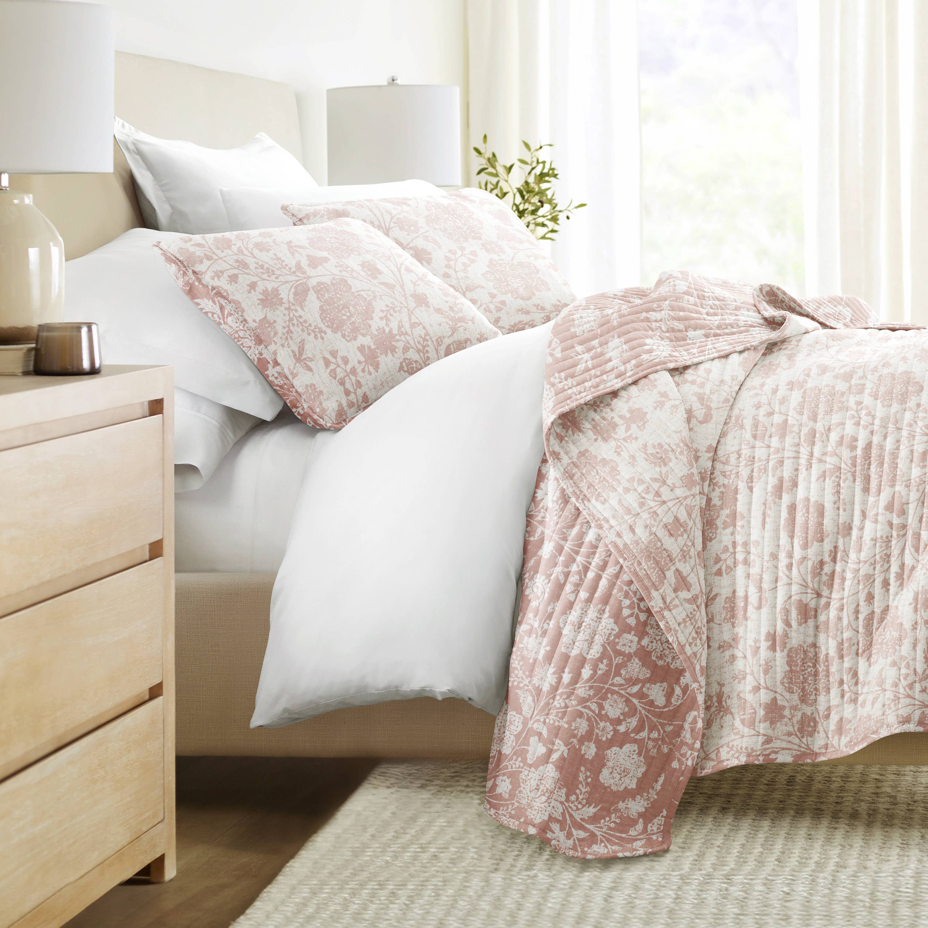 ienjoy Home - Vente Courtepointe - Ensemble de couette réversible à motifs floraux texturés toutes saisons36