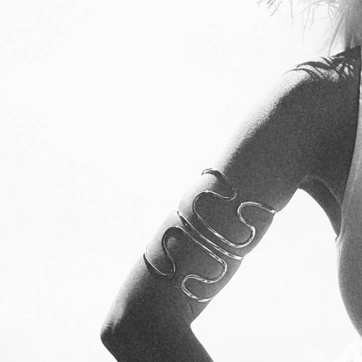 Bisjoux – wholesale Manschettarmband – Bisjoux stor armring i mässing för överarmen11