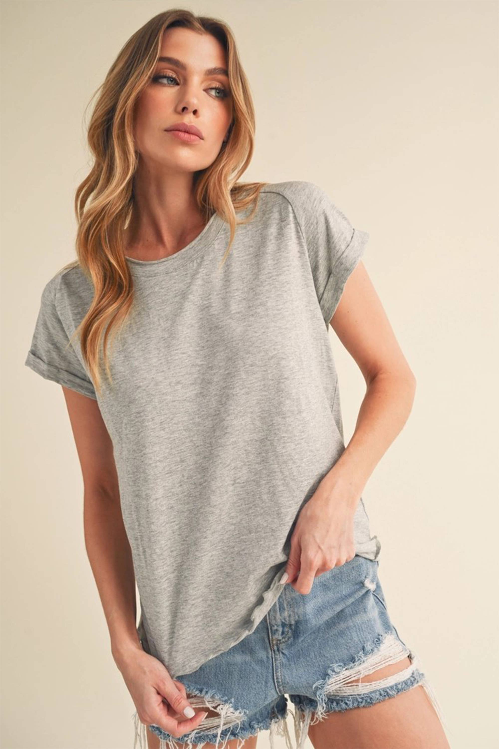 AEMI + CO - Wholesale T-Shirt - Women's - 8219BK Gwen Tee42