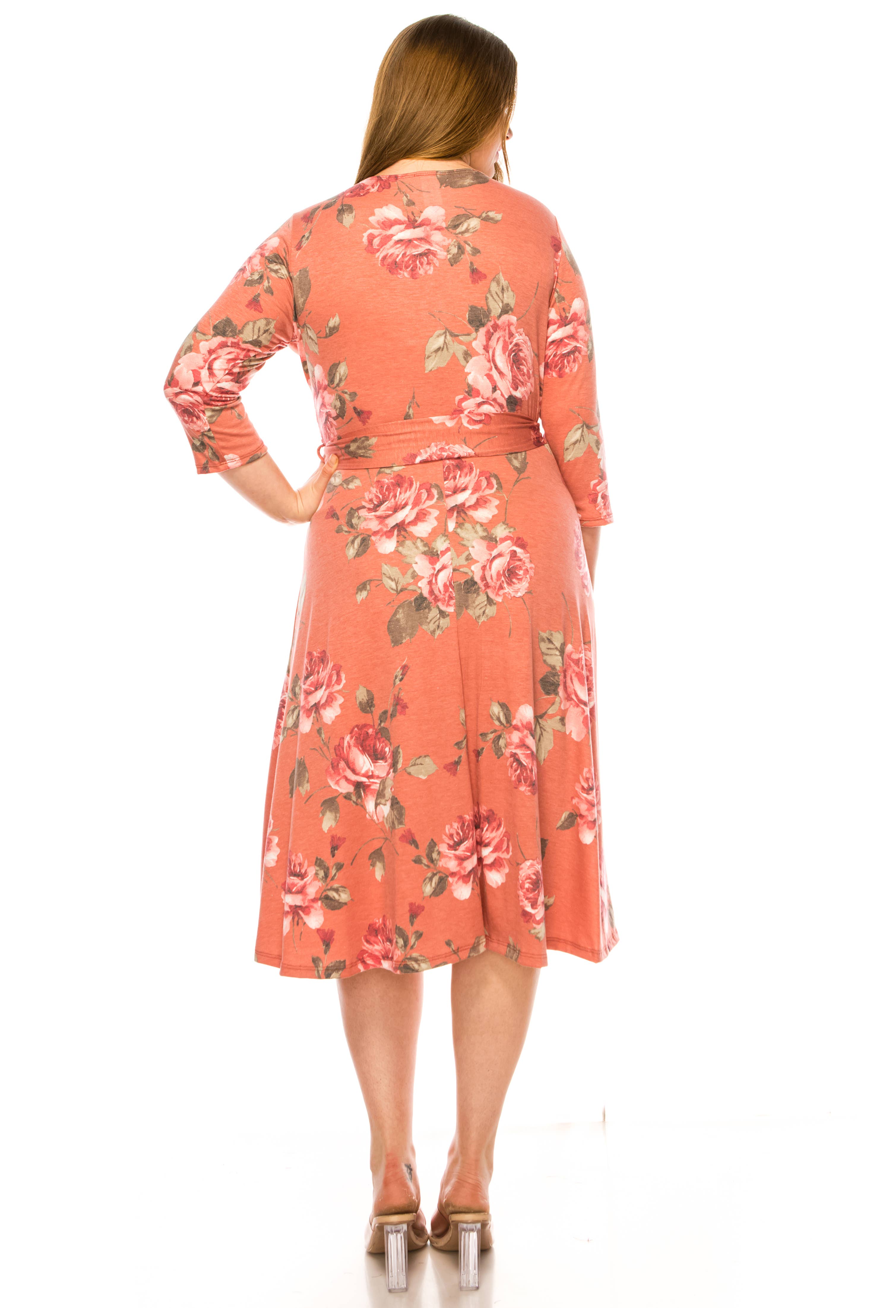 MOA COLLECTION - Vente Robe – femme - Robe portefeuille en faux imprimé à motifs floraux de grande taille pour femmes15
