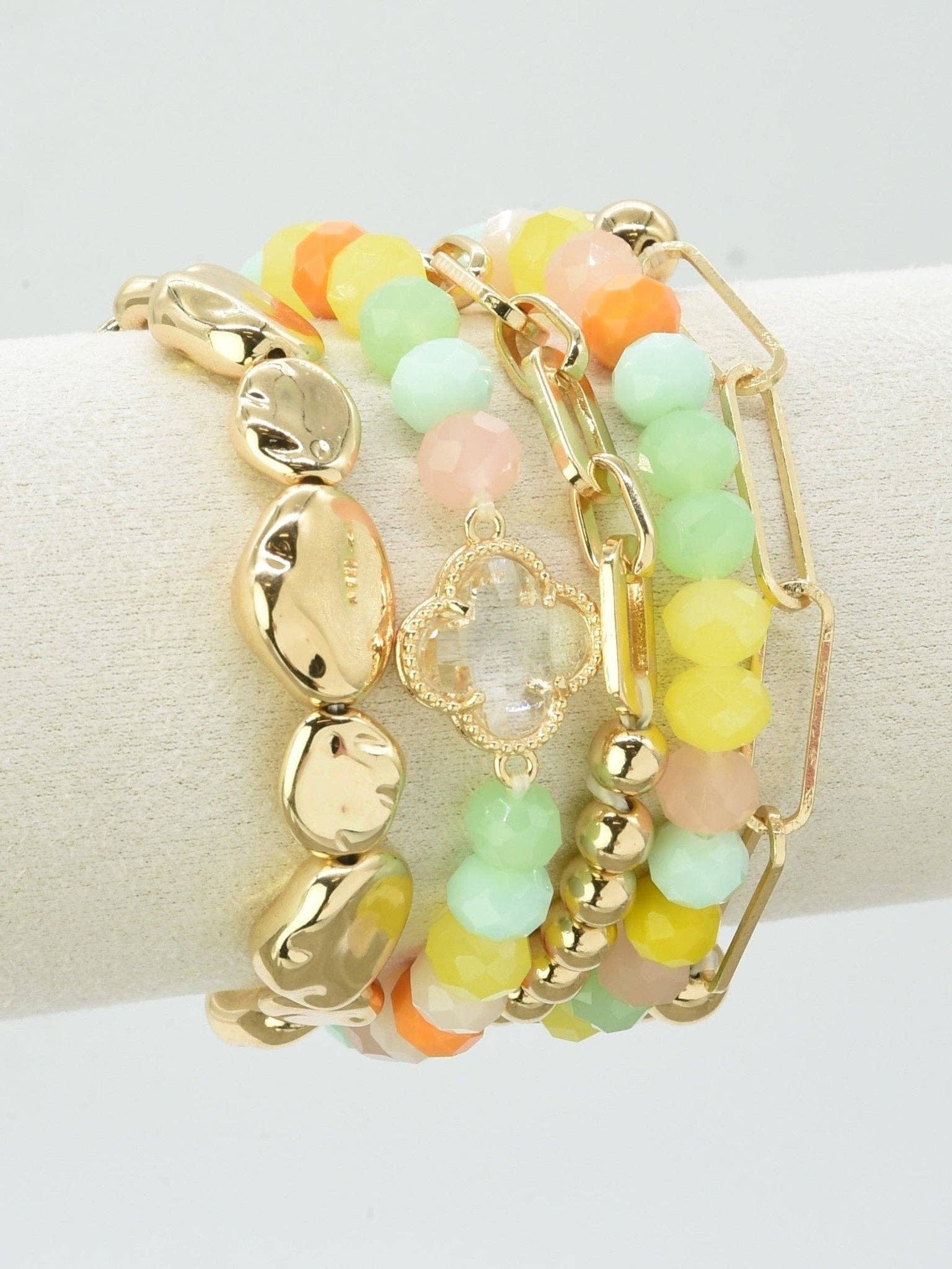 MiMi Wholesale - Vente Parures de bijoux - Bracelet de parure de bijoux avec accent de trèfle perlé13