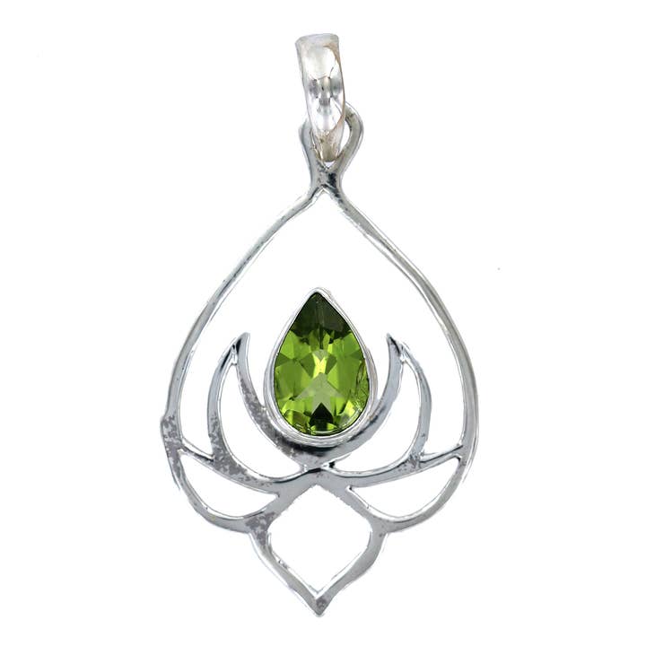 (659DPE) Peridot Silver Lotus Pendant for wholesale by Vera Wolf