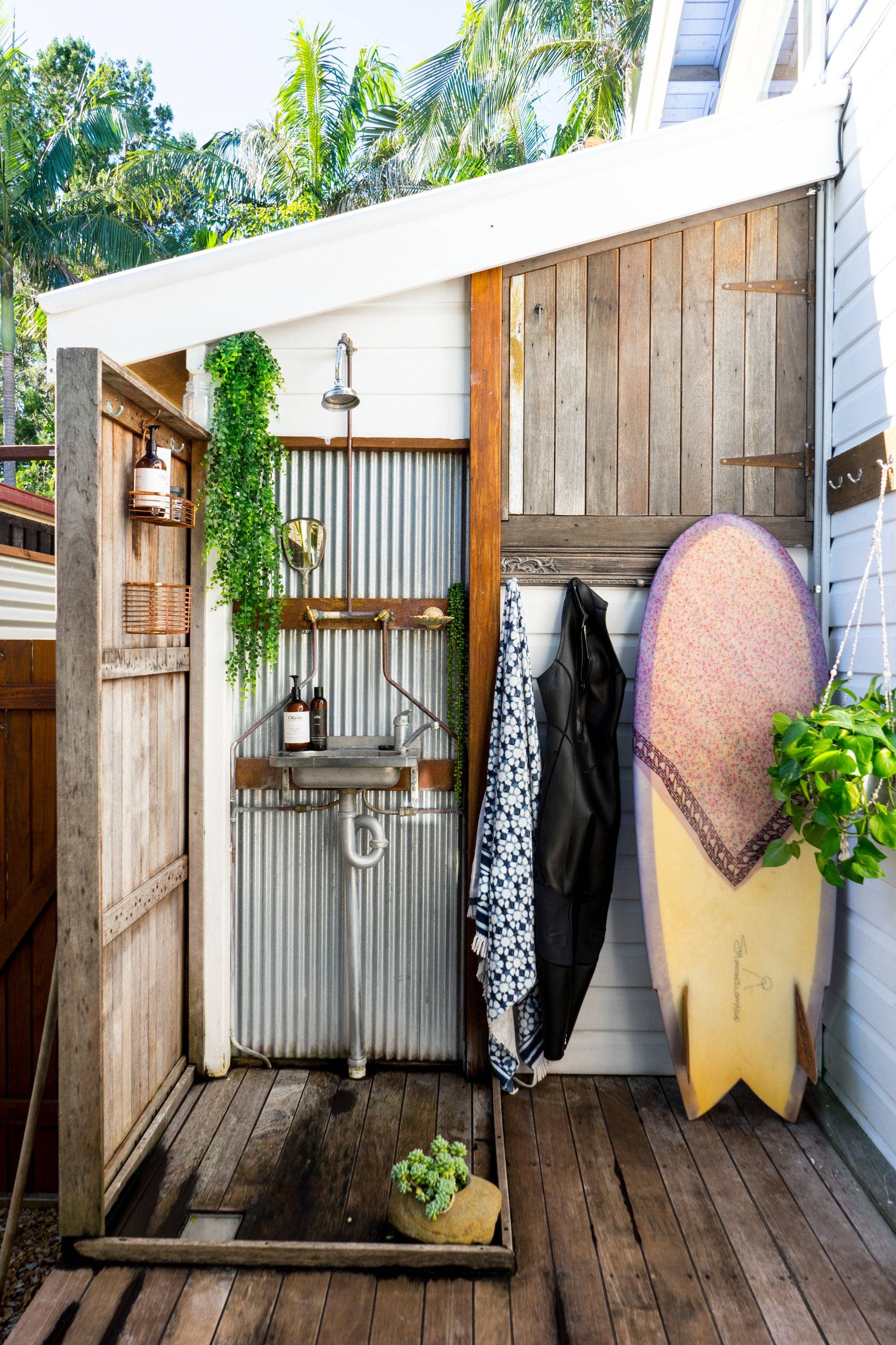 gestalten & teNeues - Wholesale Home & Garden Book - Surf Shacks Vol. 27