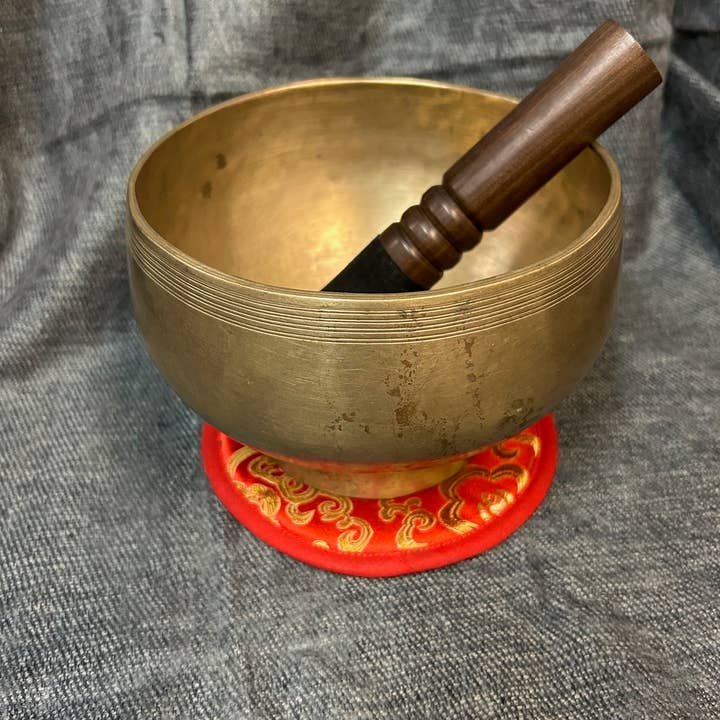 Christmas Antique Stand Tibetan Singing bowl Nepal for wholesale by ART HIMALAYAN TRADING LTD