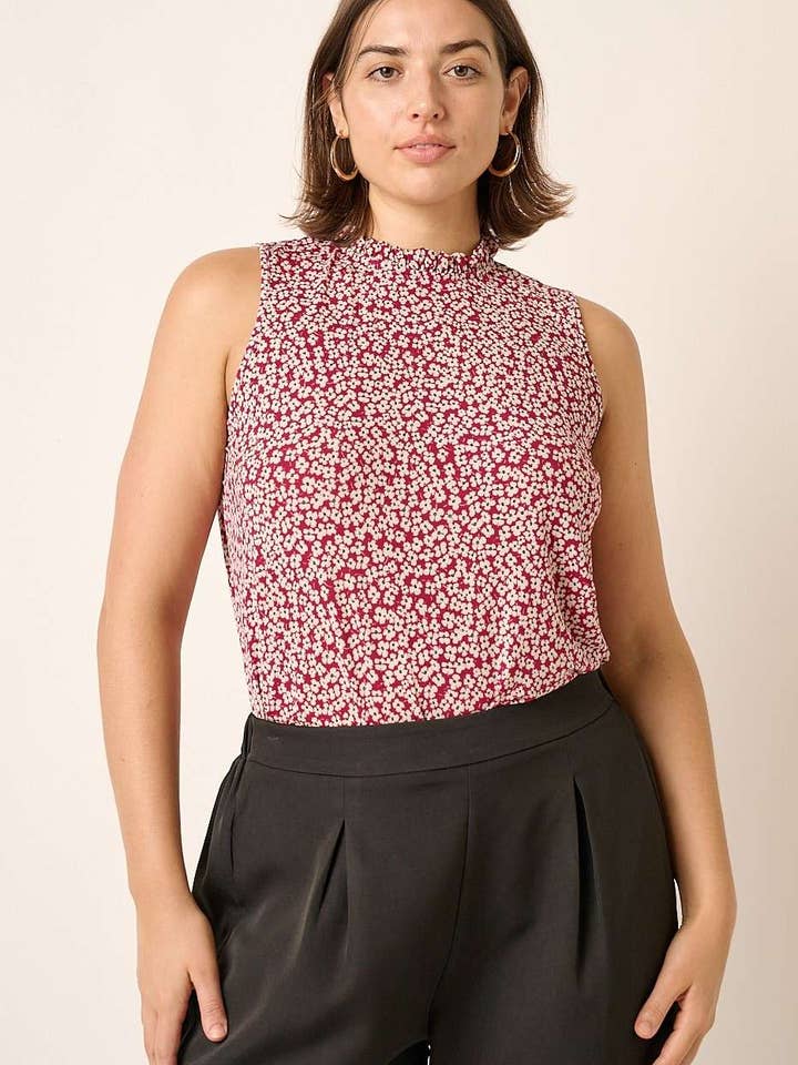 T10113PLL-PLUS TOP COM ESTAMPA DE FLORES COM DECOTE SIMULADO COM BABADOS por atacado de mittoshop
