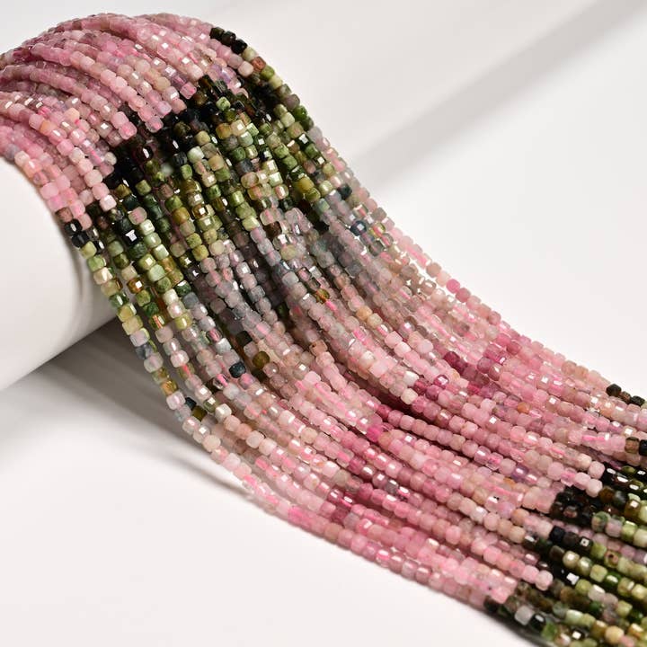 Gradient flerfärgad turmalin fasetterade kubpärlor storlek 2mm 15,5'' sträng för wholesale av CRCBEADS