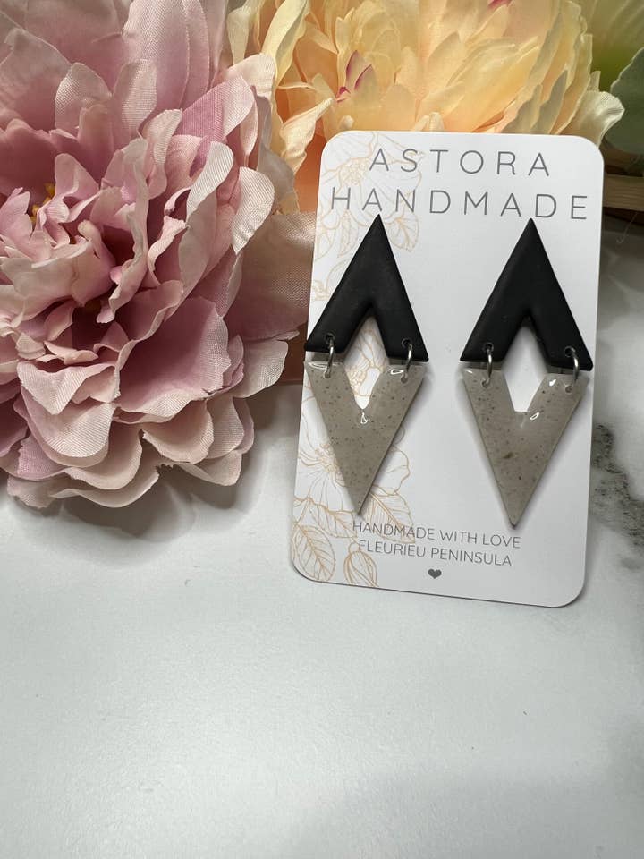 MILLY - Black & Granite for wholesale by Astora Handmade