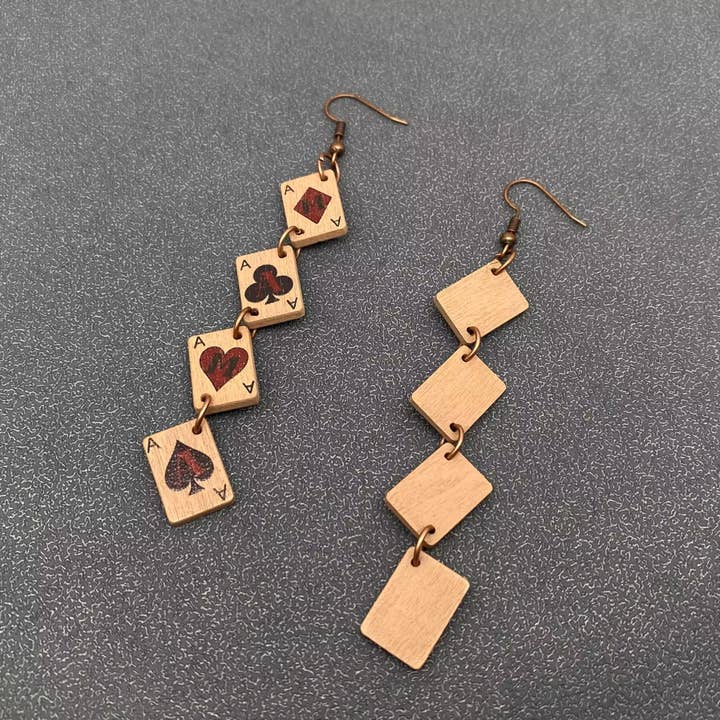 Mio Queena - Wholesale Dangle Earrings - MAMA Wooden Ace Poker Cards Linked Dangle Earrings2