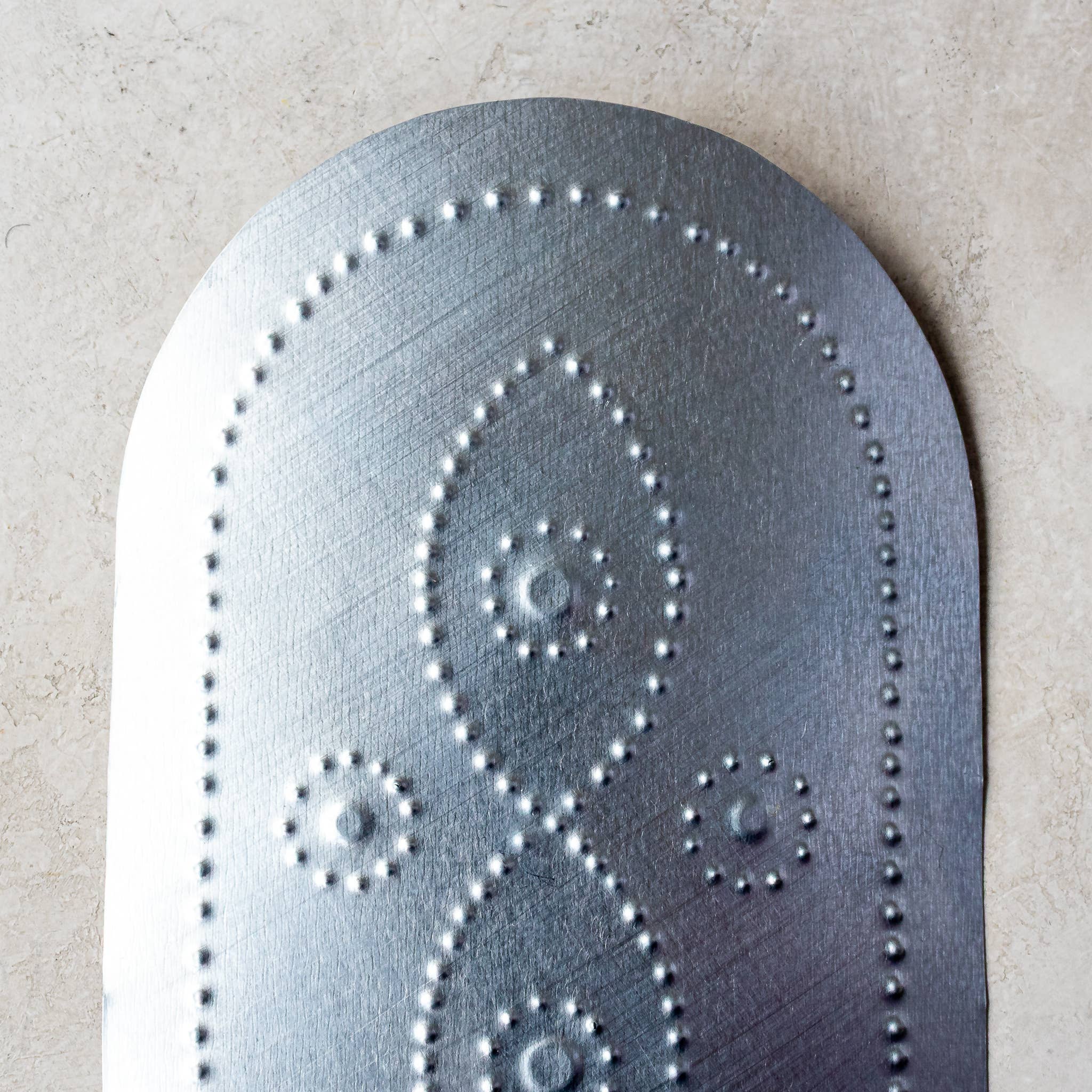 Homekeep Studio - Wholesale Candle Holder - Vine Taper Holder1