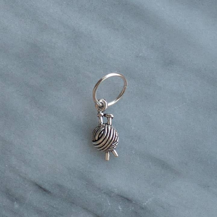 KNITS by ce AB - Wholesale Knitting/Crochet Supplies - Stickmarkörer - eleganta pärlor & symboler12