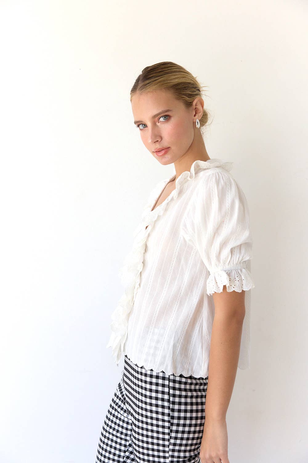 RAISONNEL - Wholesale Blouse - Women's - V-Neck Ruffle Blouse - RT10173