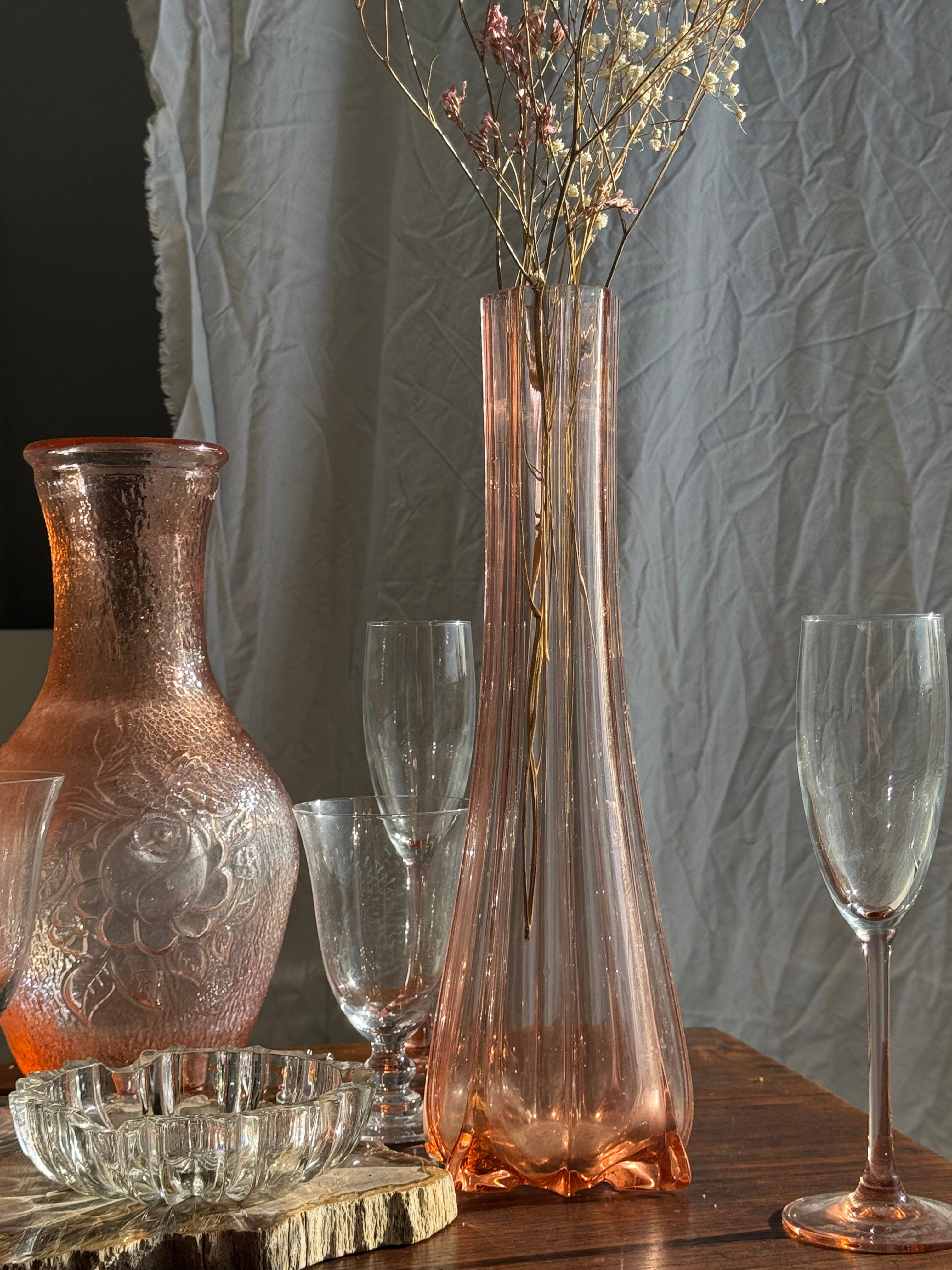 Large pink glass soliflore vase H37 D18A for wholesale on Faire9