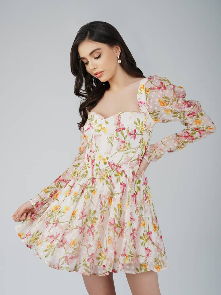 Knochenweißes Korsettkleid mit Blumenmuster für den Großhandel von Lace & Beads