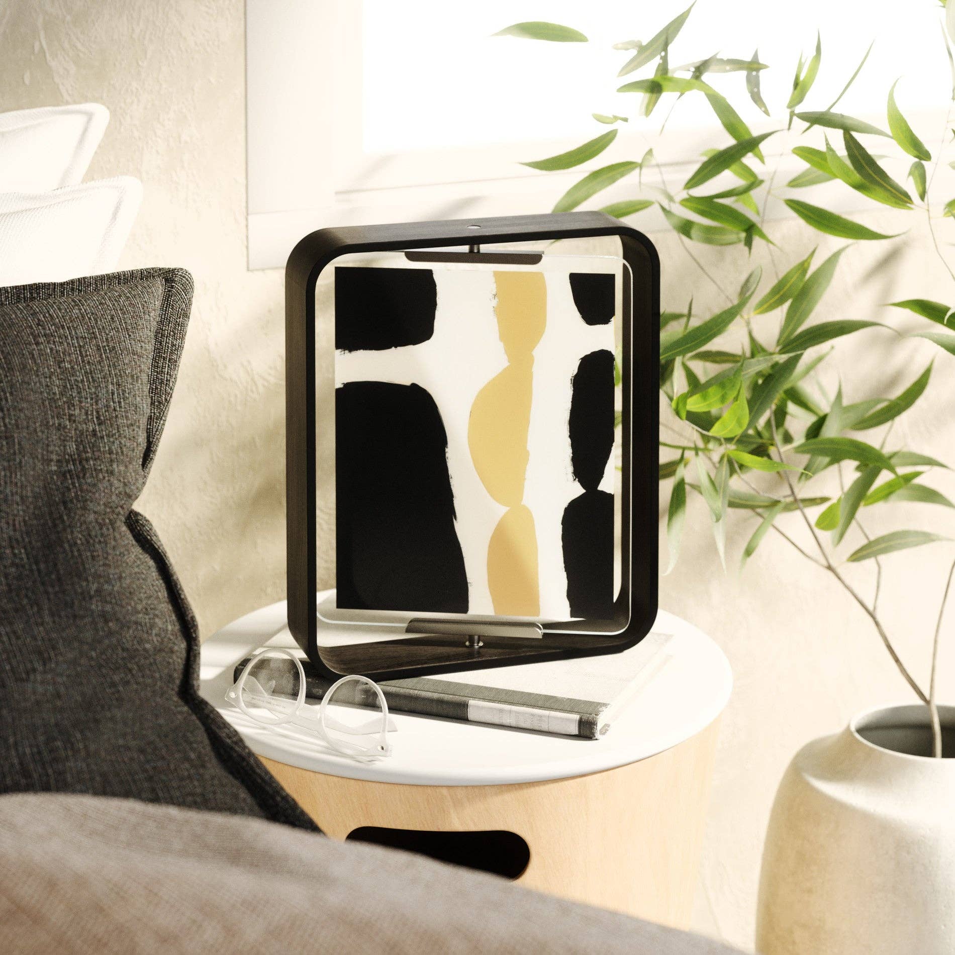 Umbra - Wholesale Picture Frame - Bellwood Picture Frame24