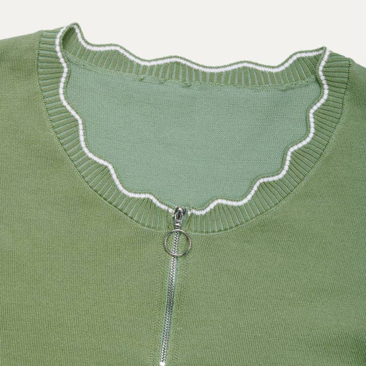 Verde salvia Adorabile maglione in maglia a maniche lunghe con zip verde salvia in vendita all'ingrosso su Faire
