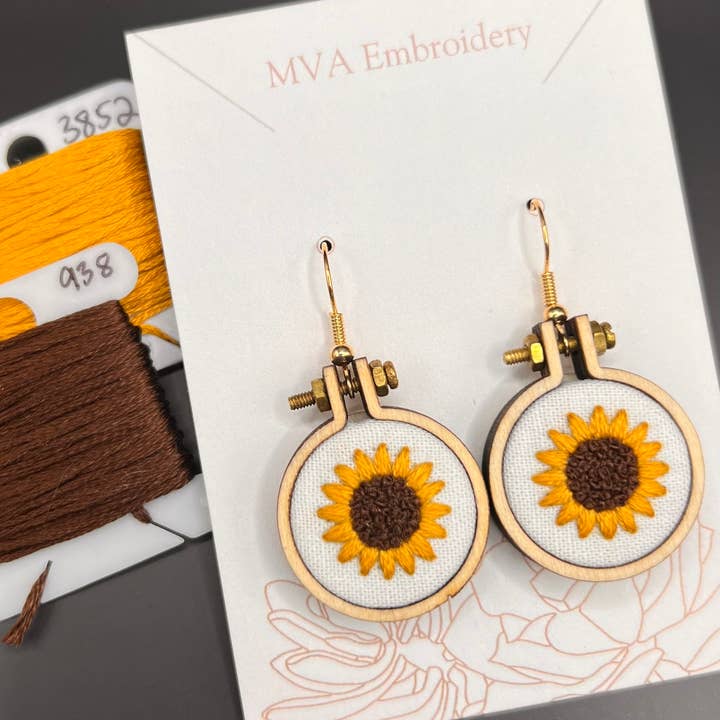 MVA Embroidery - Venta al por mayor Pendientes colgantes - Pendientes de girasol bordados a mano