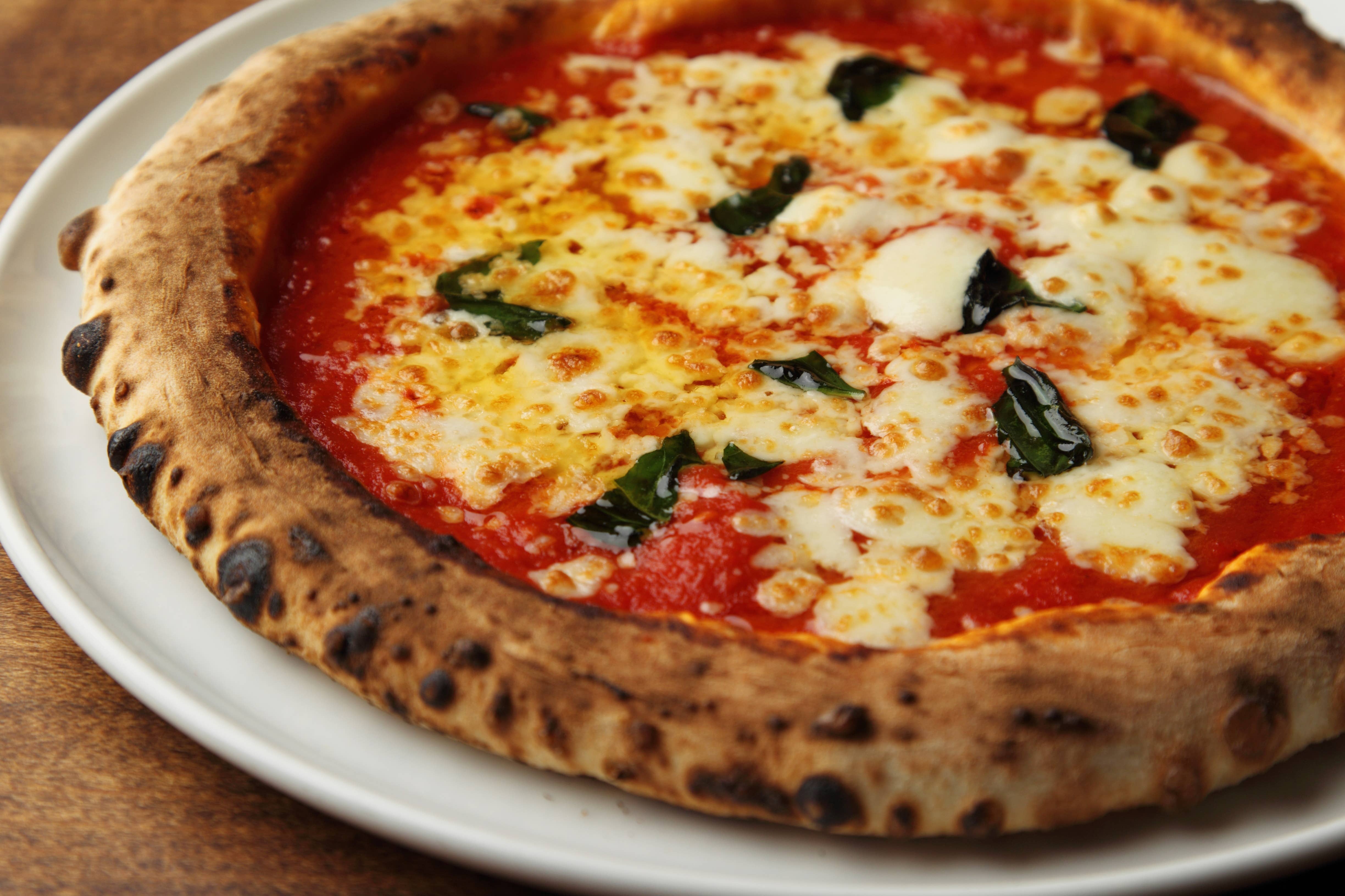 Japan Artisans - Wholesale Hot Sauce - Henko-Sesame hot sauce with takanotsume peppers 60g18