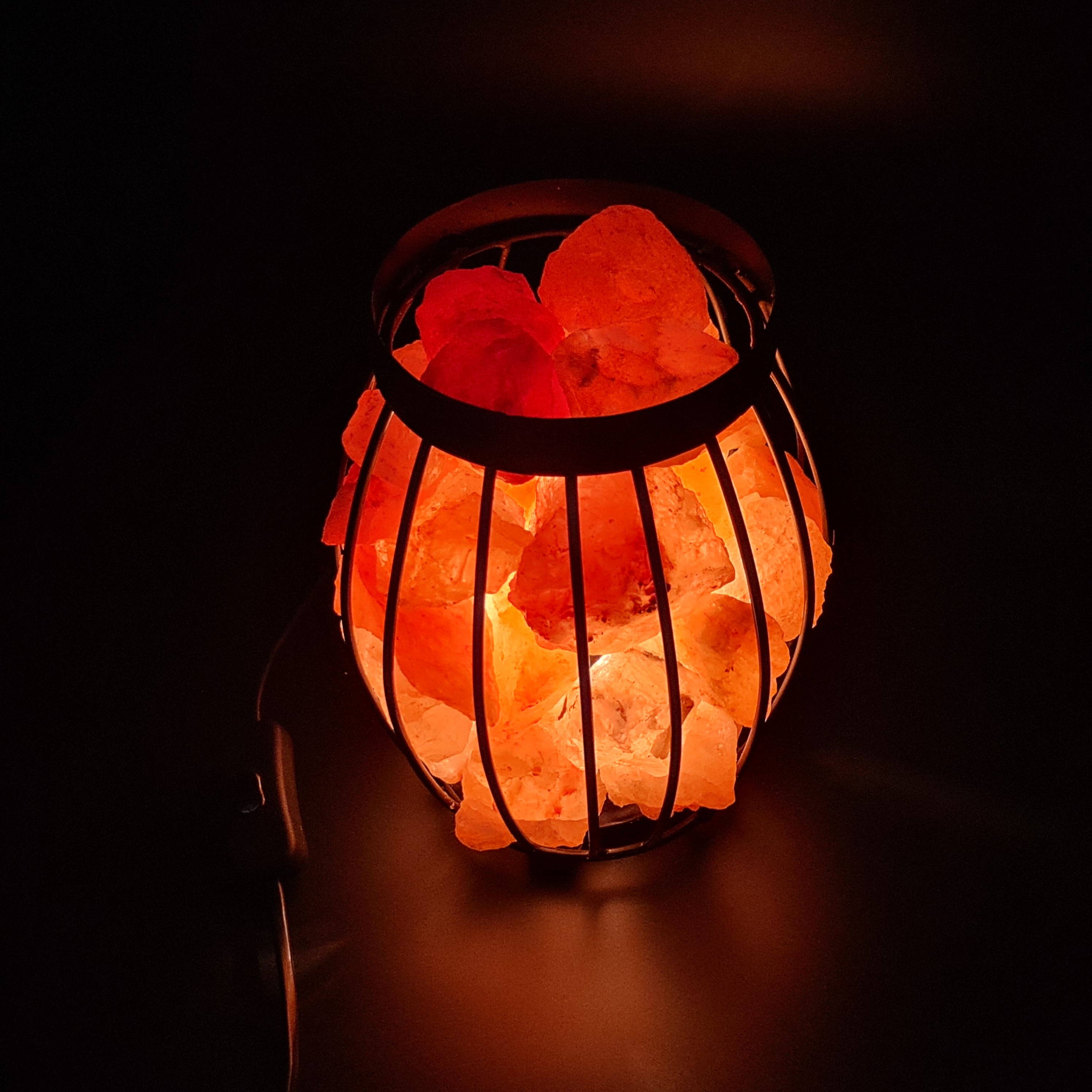 Gemstone Gifts Ltd. – wholesale Salt lamp – Himalayan Salt Lamp - Metal Basket (Oval Round Top)0